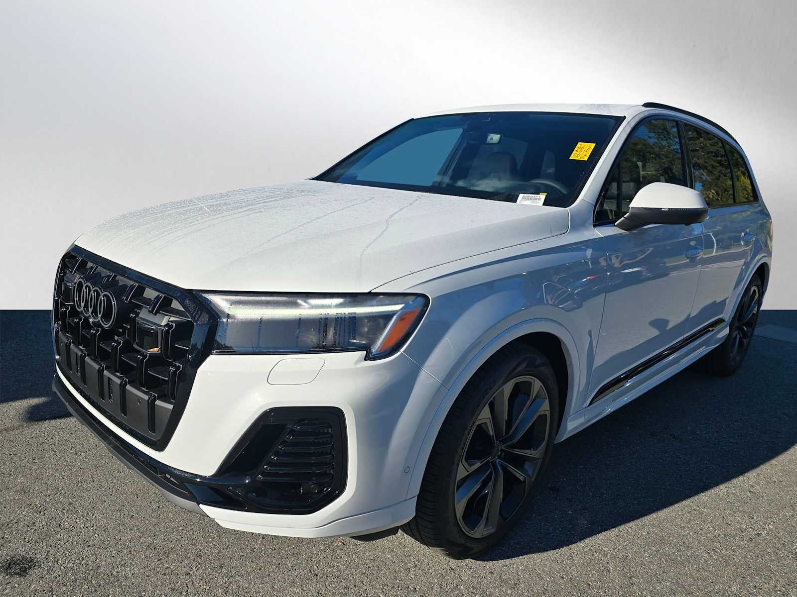 2026 Audi Q7 Premium Plus