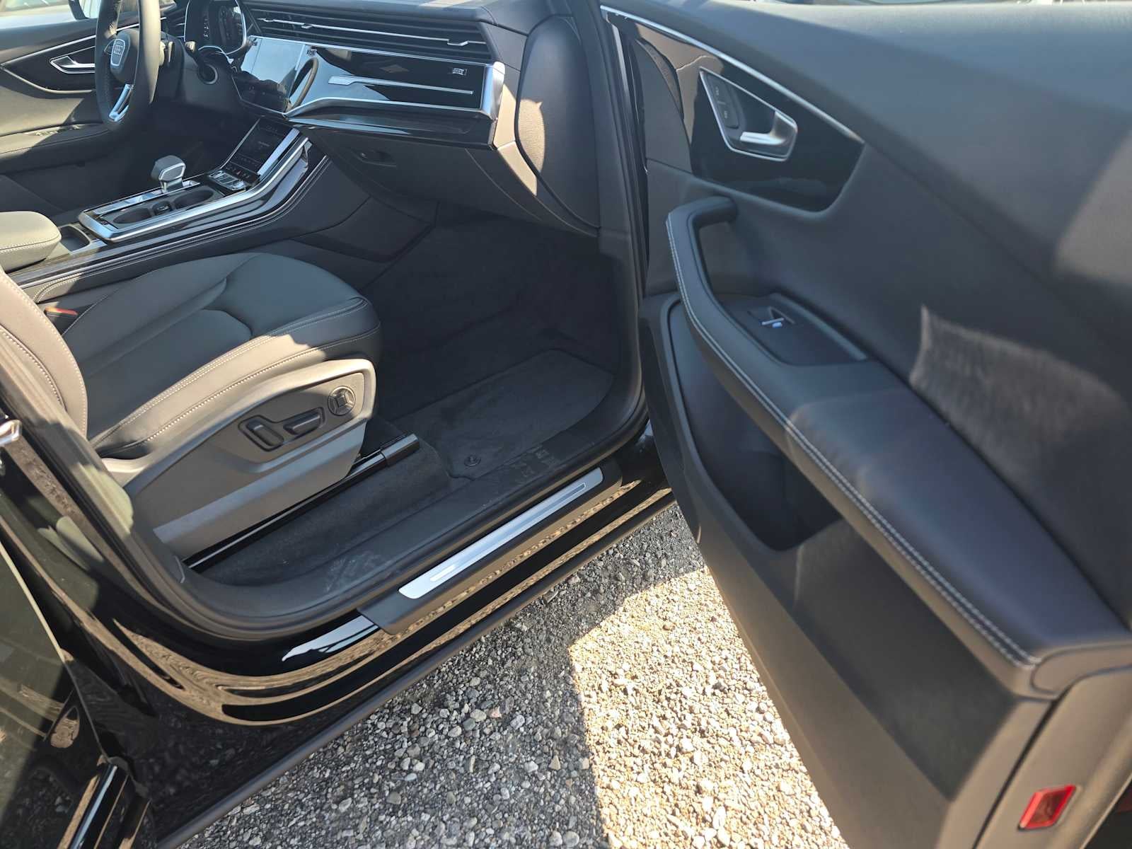 2026 Audi Q7 Premium Plus