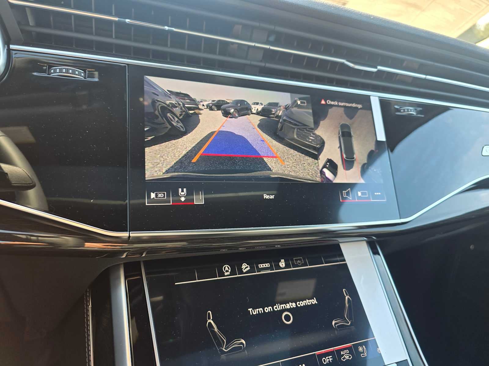 2026 Audi Q7 Premium Plus