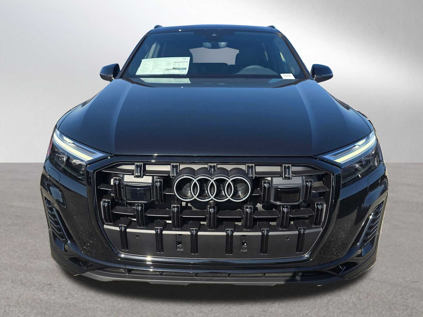 2026 Audi Q7 Premium Plus