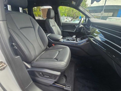 2025 Audi Q7 Premium Plus