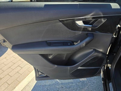 2023 Audi Q7 Premium Plus