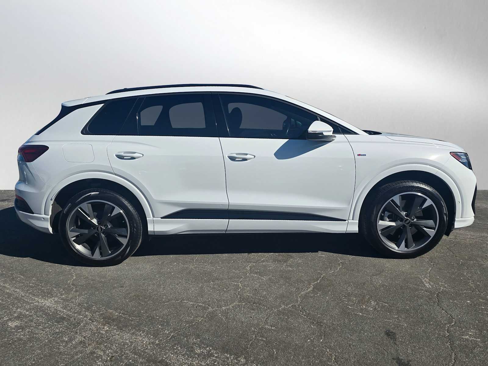 2024 Audi Q4 e-tron Prestige