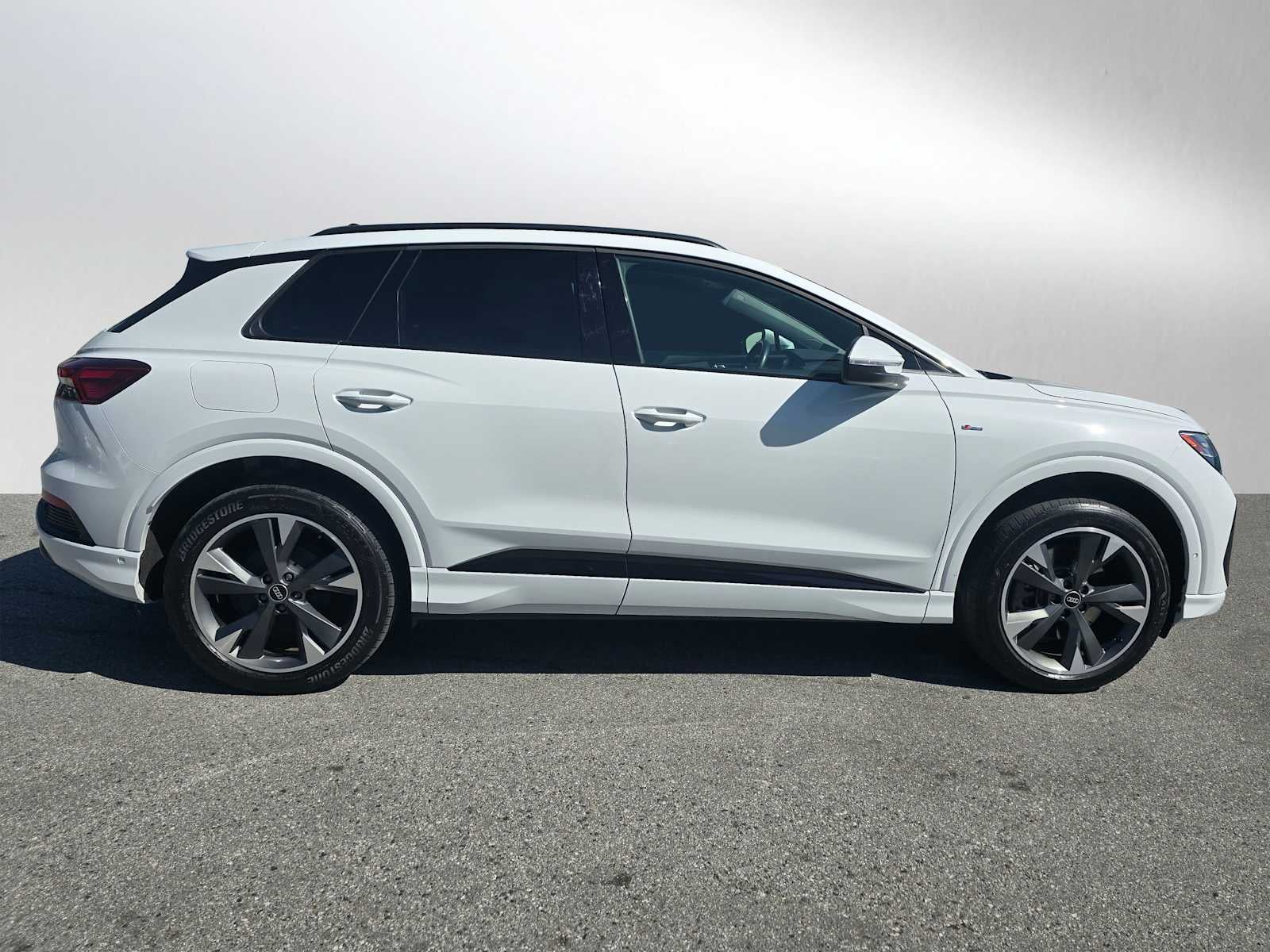 2024 Audi Q4 e-tron Prestige