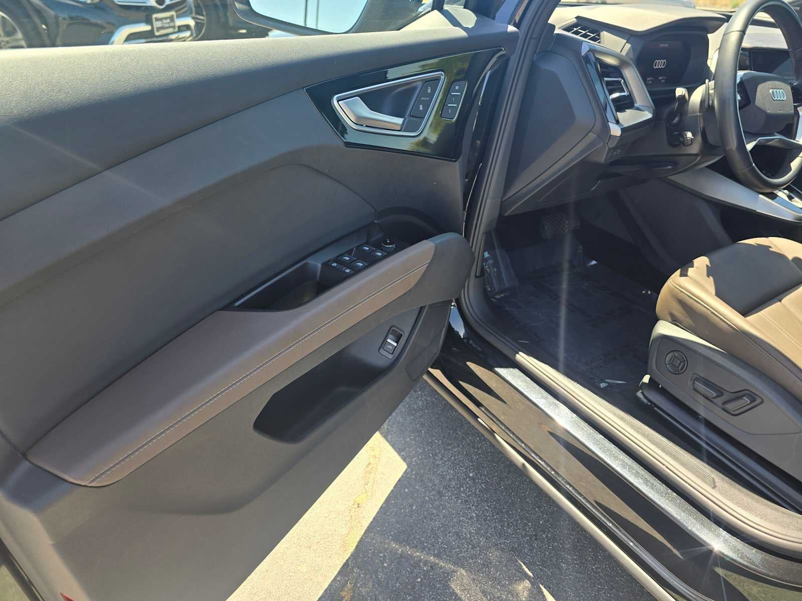 2023 Audi Q4 e-tron Prestige
