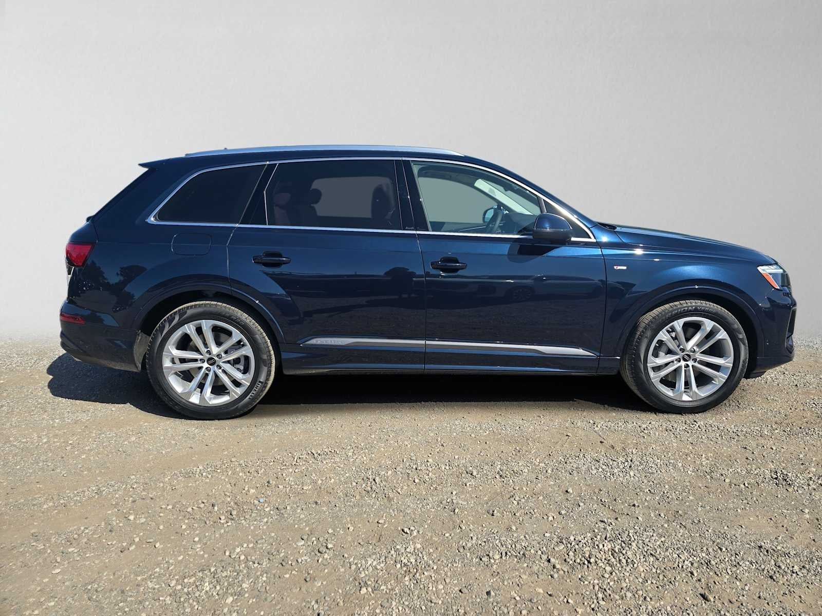 2026 Audi Q7 S line Premium Plus