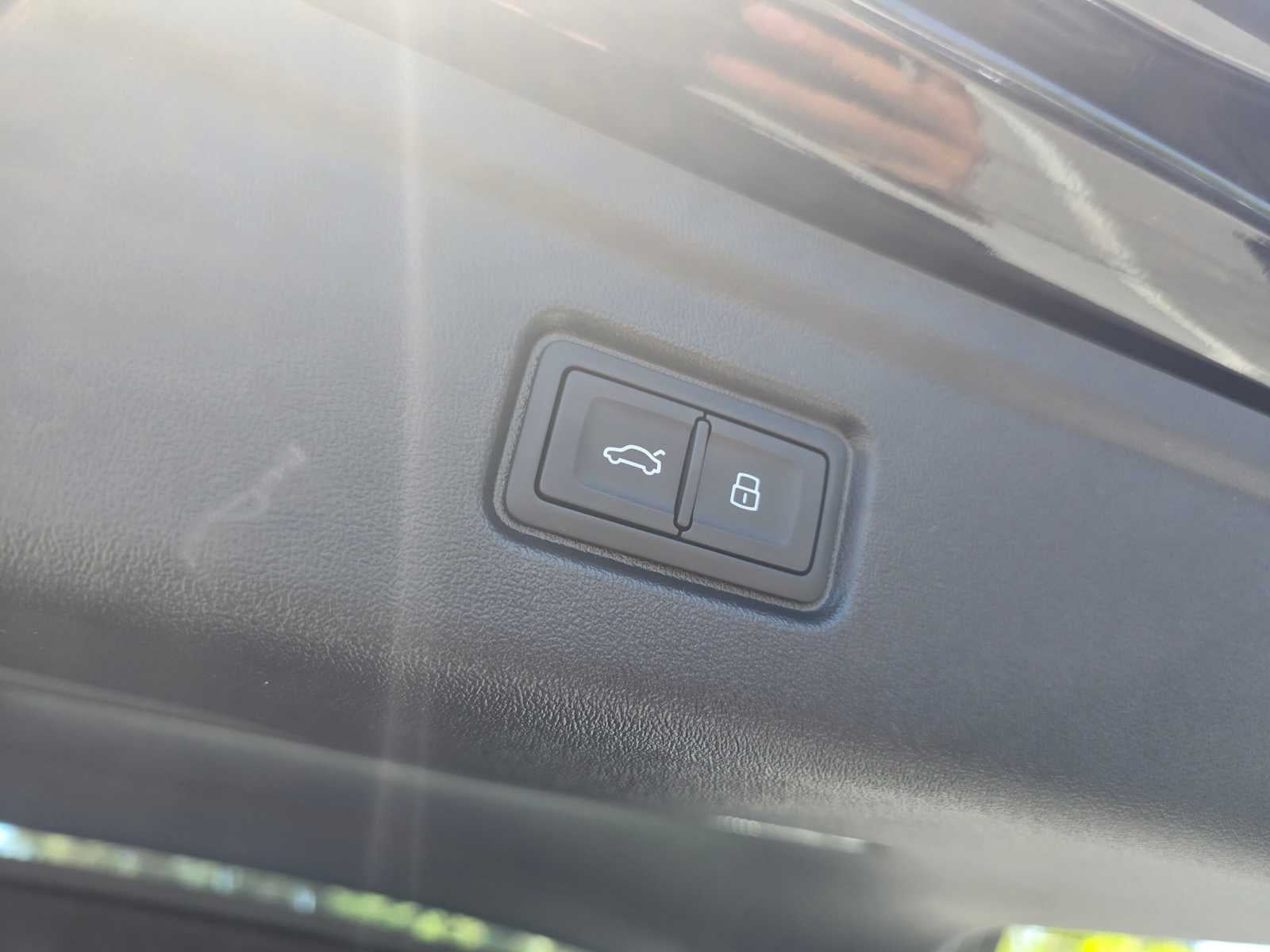 2025 Audi S6 e-tron Premium Plus