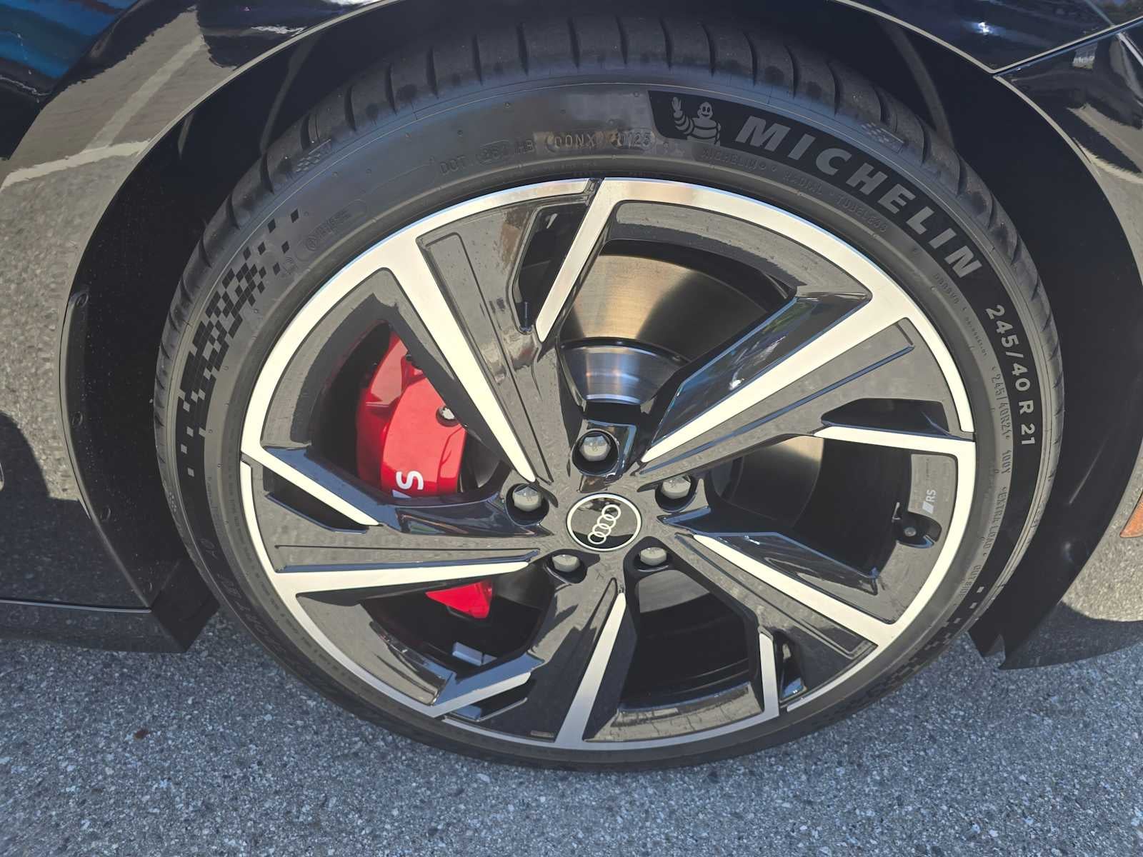 2025 Audi S6 e-tron Premium Plus