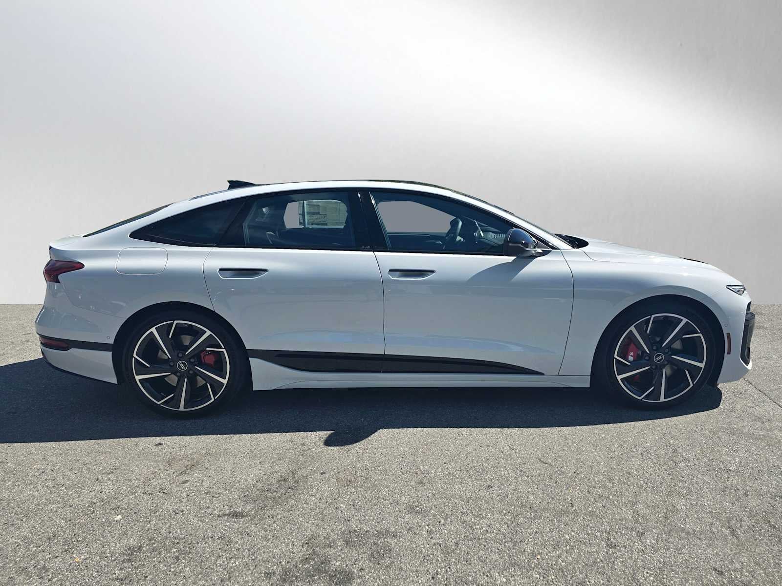 2025 Audi S6 e-tron Premium Plus