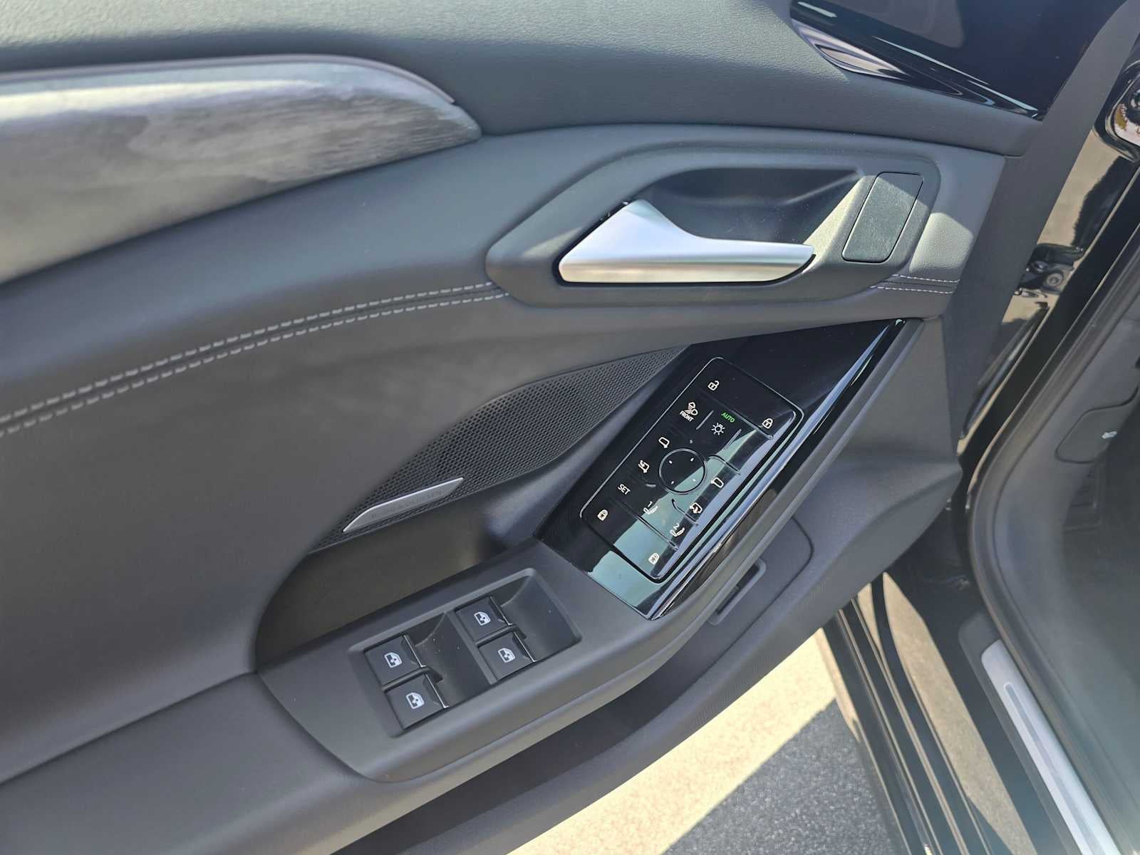 2025 Audi A6 e-tron Prestige