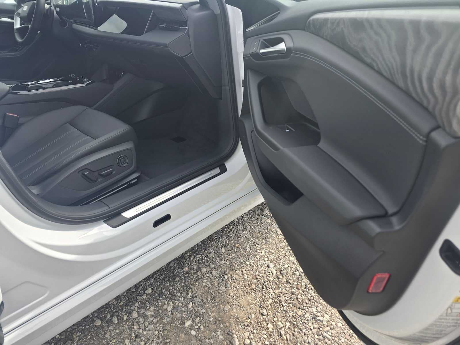 2025 Audi A6 e-tron Premium