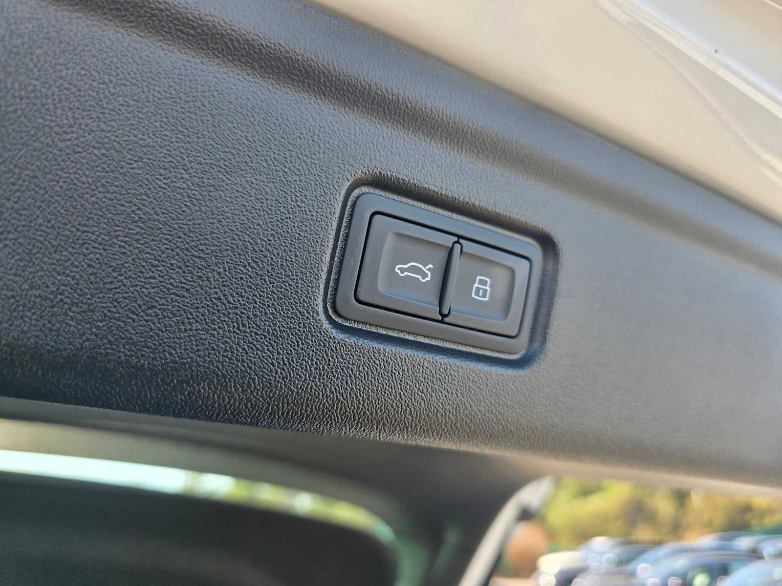 2025 Audi A6 e-tron Premium