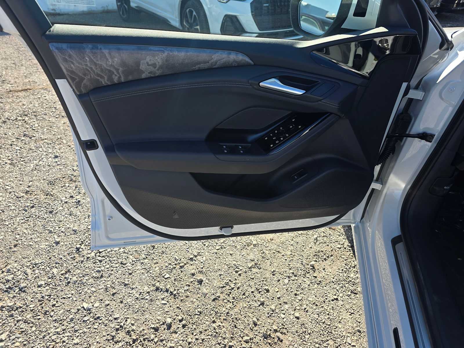 2025 Audi A6 e-tron Premium