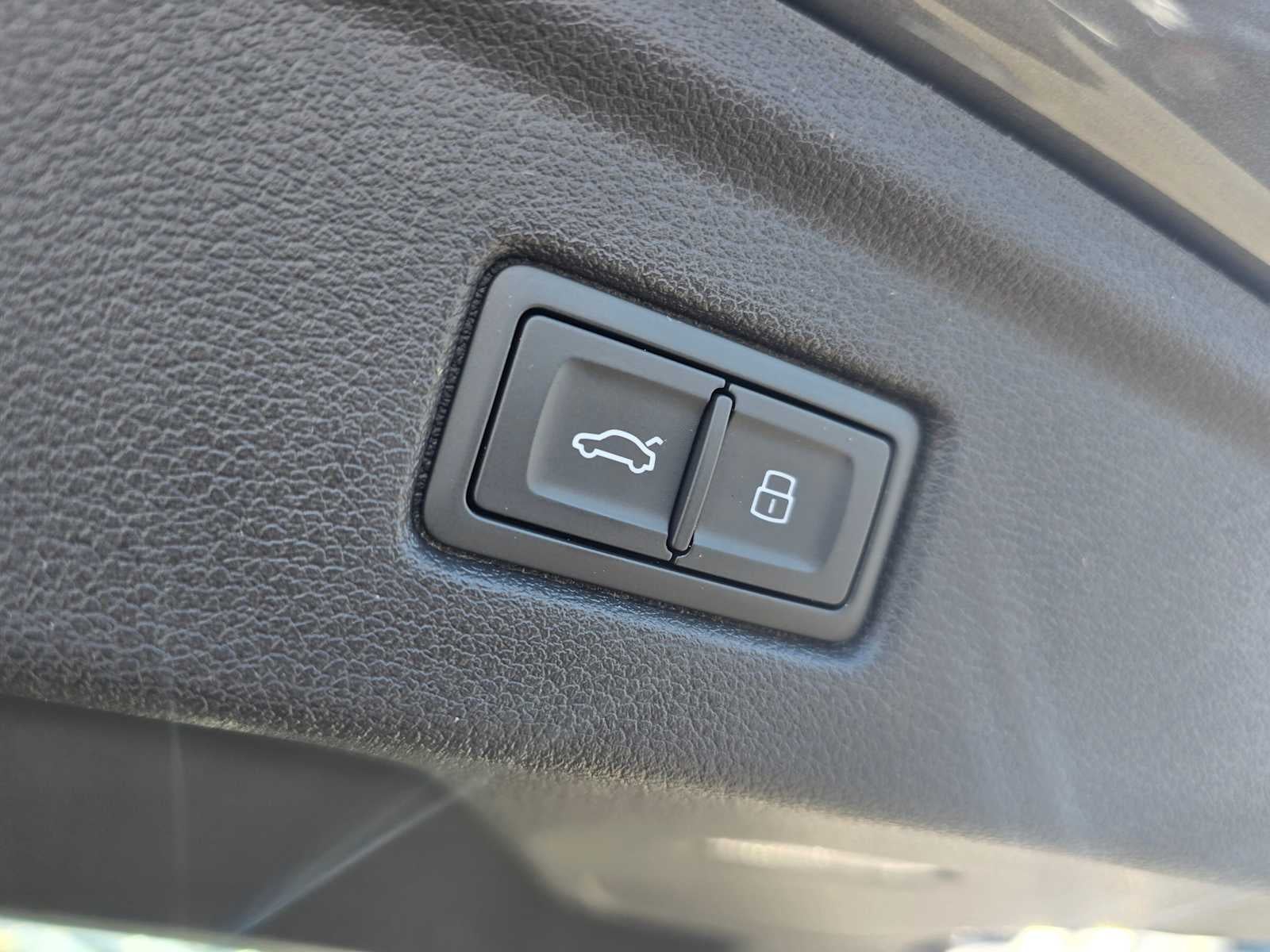 2024 Audi A5 Sportback S line Premium