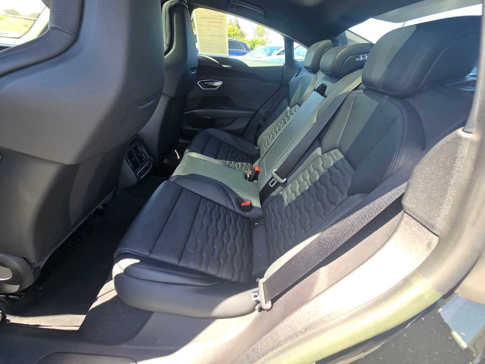 2023 Audi e-tron GT Premium Plus