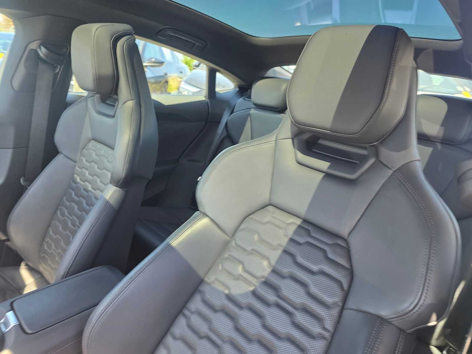 2023 Audi e-tron GT Premium Plus