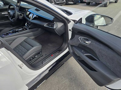 2026 Audi S e-tron GT Prestige