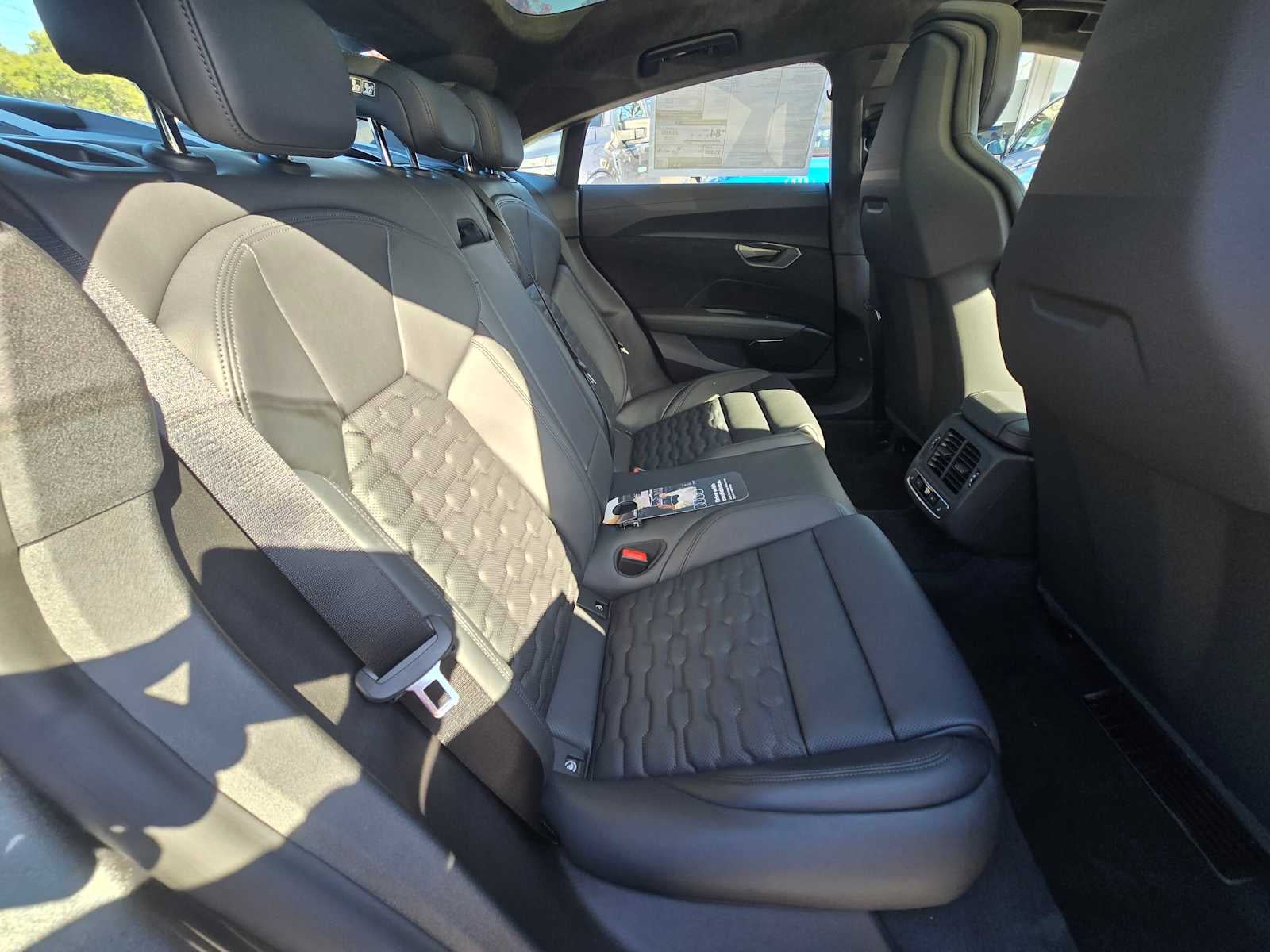 2026 Audi RS e-tron GT performance