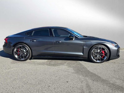 2026 Audi RS e-tron GT performance