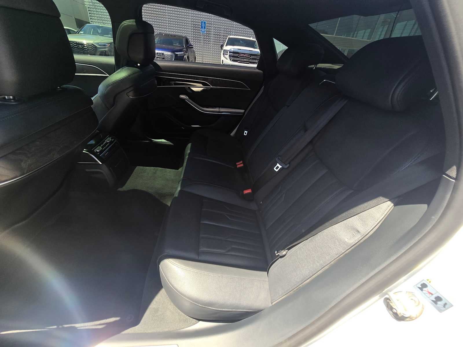 2022 Audi A8 L 55 TFSI quattro