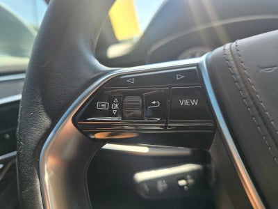 2022 Audi A8 L 55 TFSI quattro