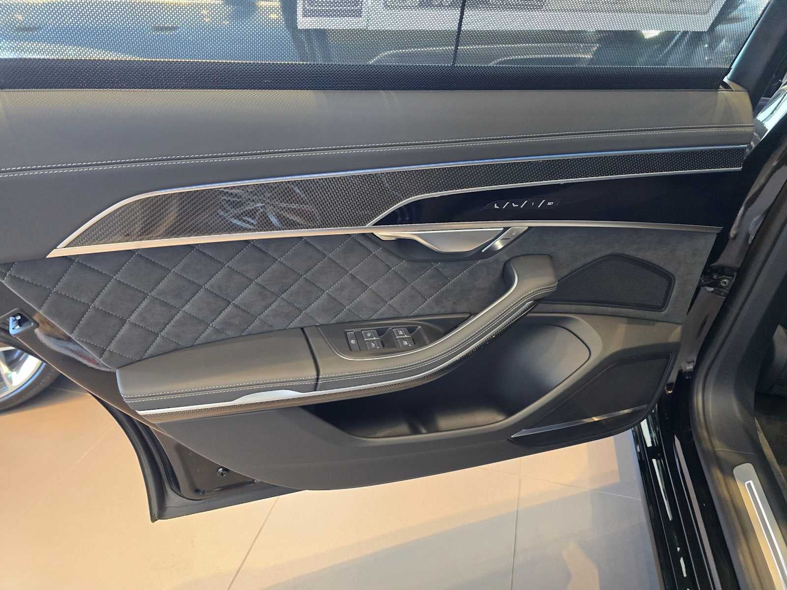 2025 Audi S8 4.0 TFSI