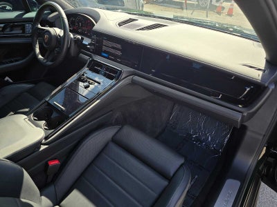 2026 Porsche Panamera RWD
