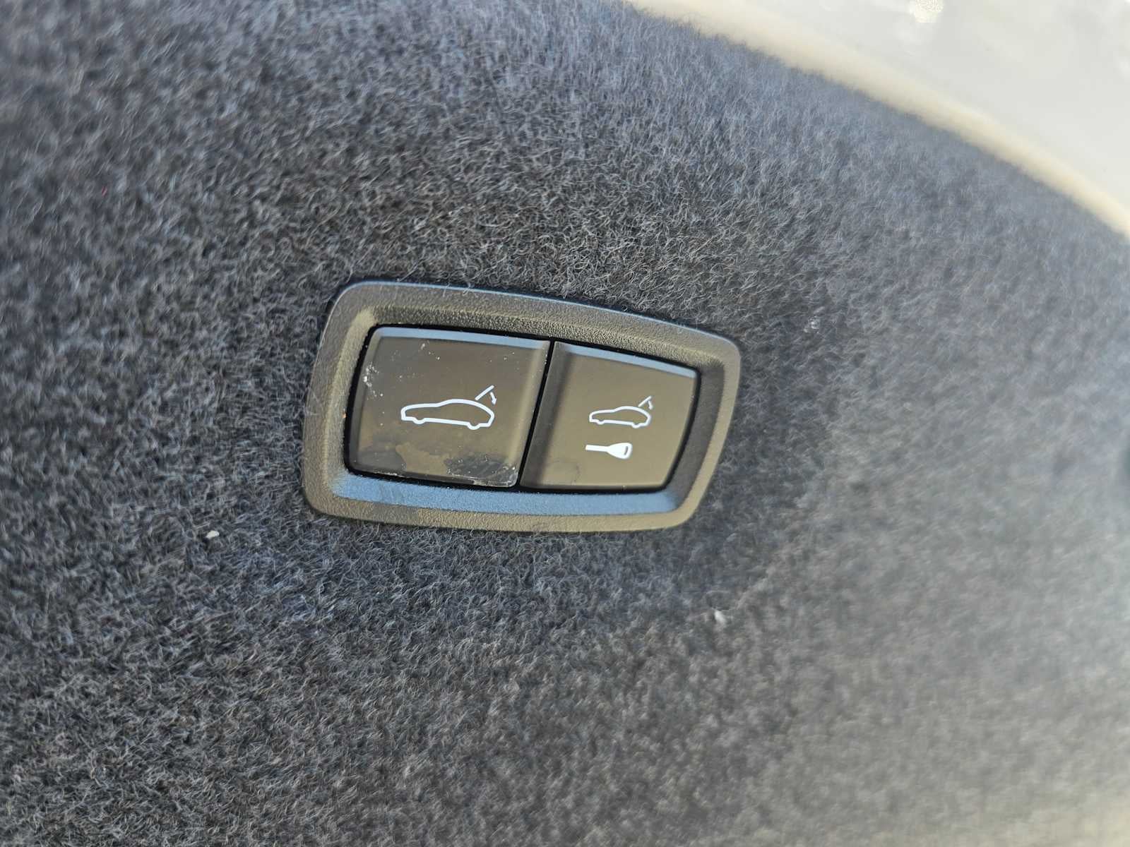 2020 Porsche Taycan Turbo