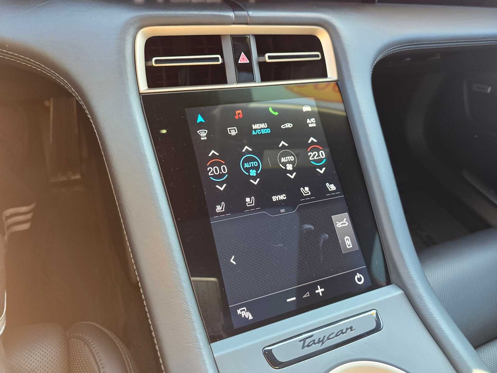 2020 Porsche Taycan Turbo