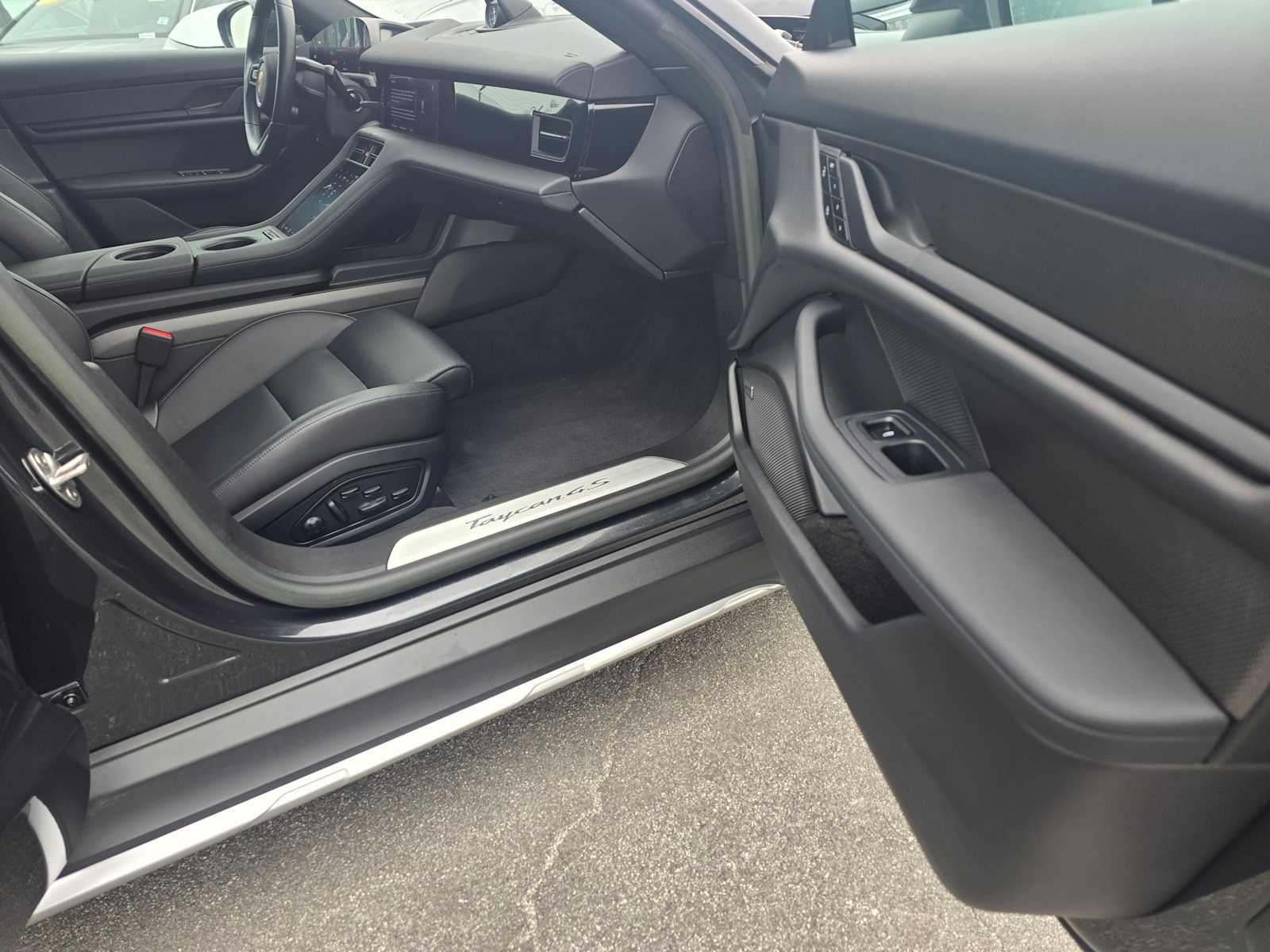 2024 Porsche Taycan 4S