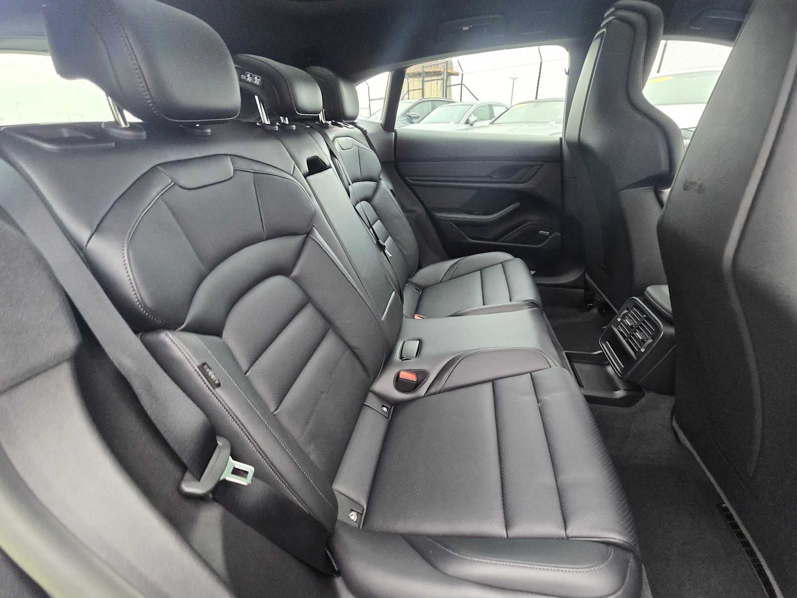 2024 Porsche Taycan 4S