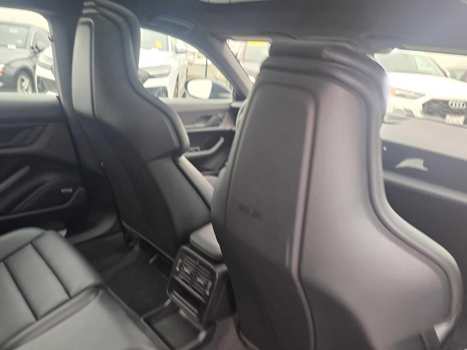 2024 Porsche Taycan 4S