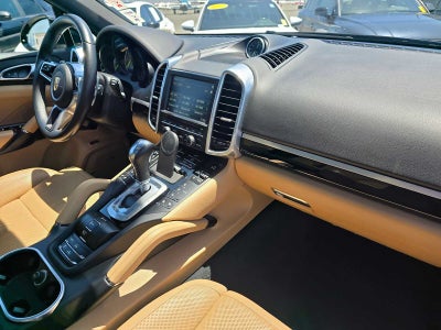 2016 Porsche Cayenne S E-Hybrid