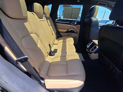 2016 Porsche Cayenne S E-Hybrid