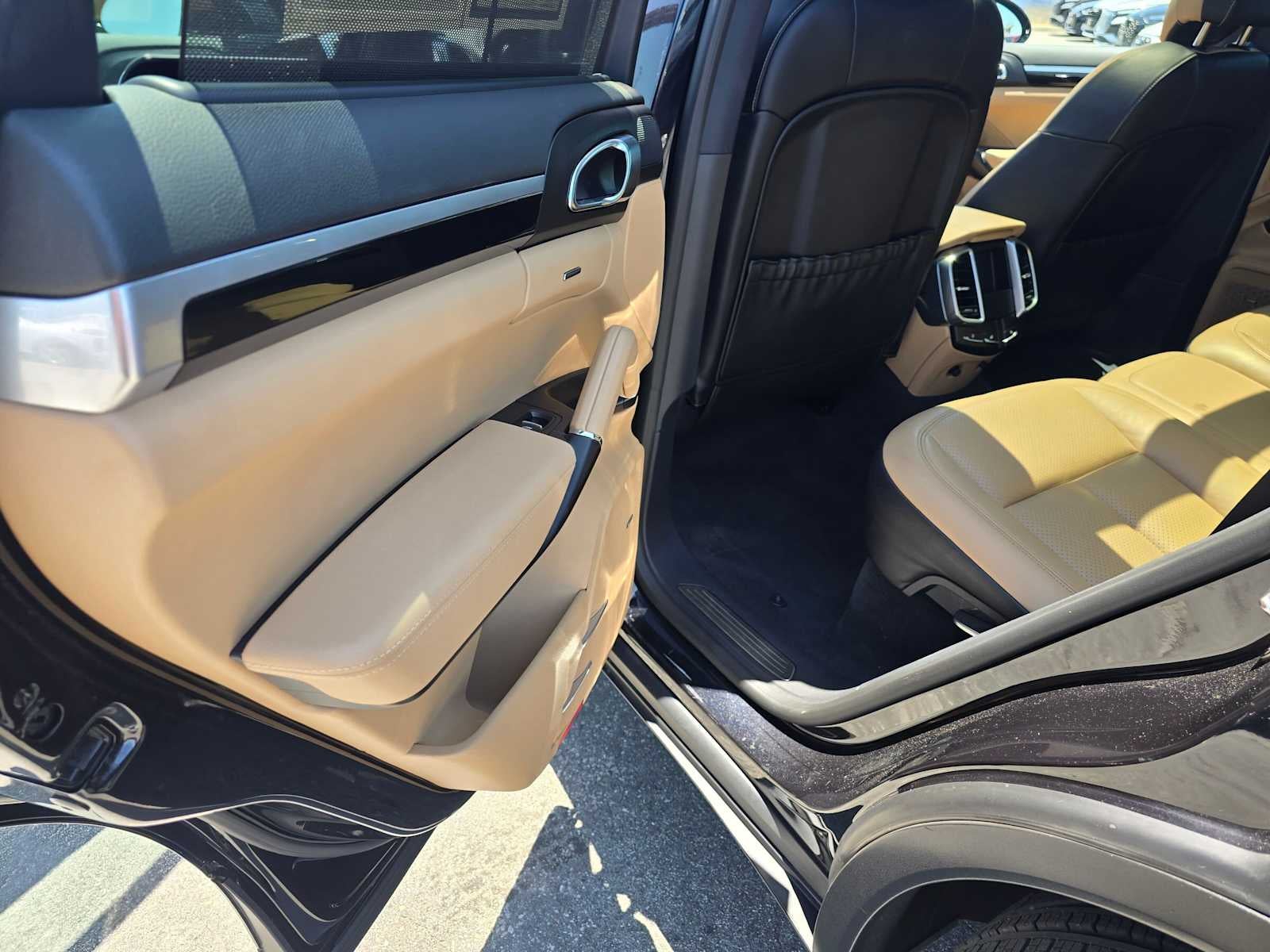 2016 Porsche Cayenne S E-Hybrid