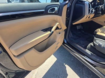 2016 Porsche Cayenne S E-Hybrid
