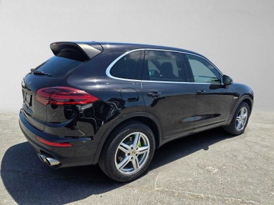 2016 Porsche Cayenne S E-Hybrid