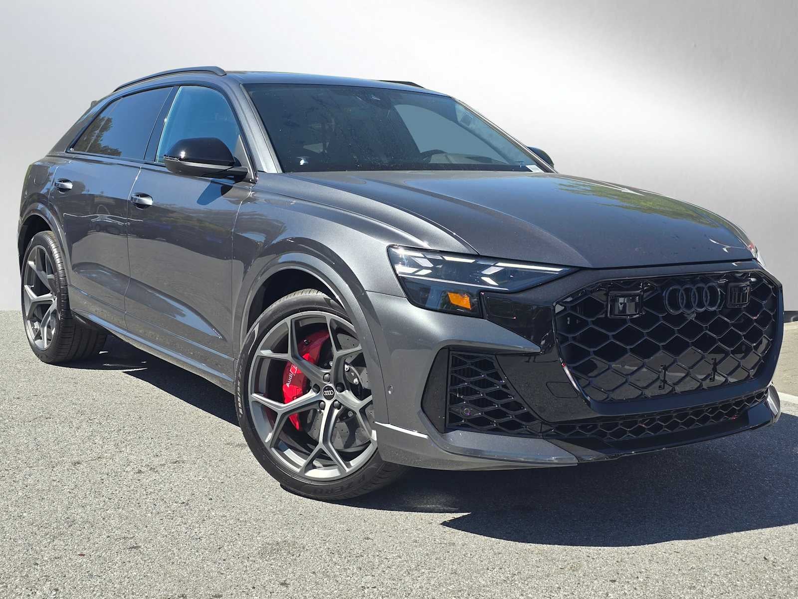 2025 Audi RS Q8 performance