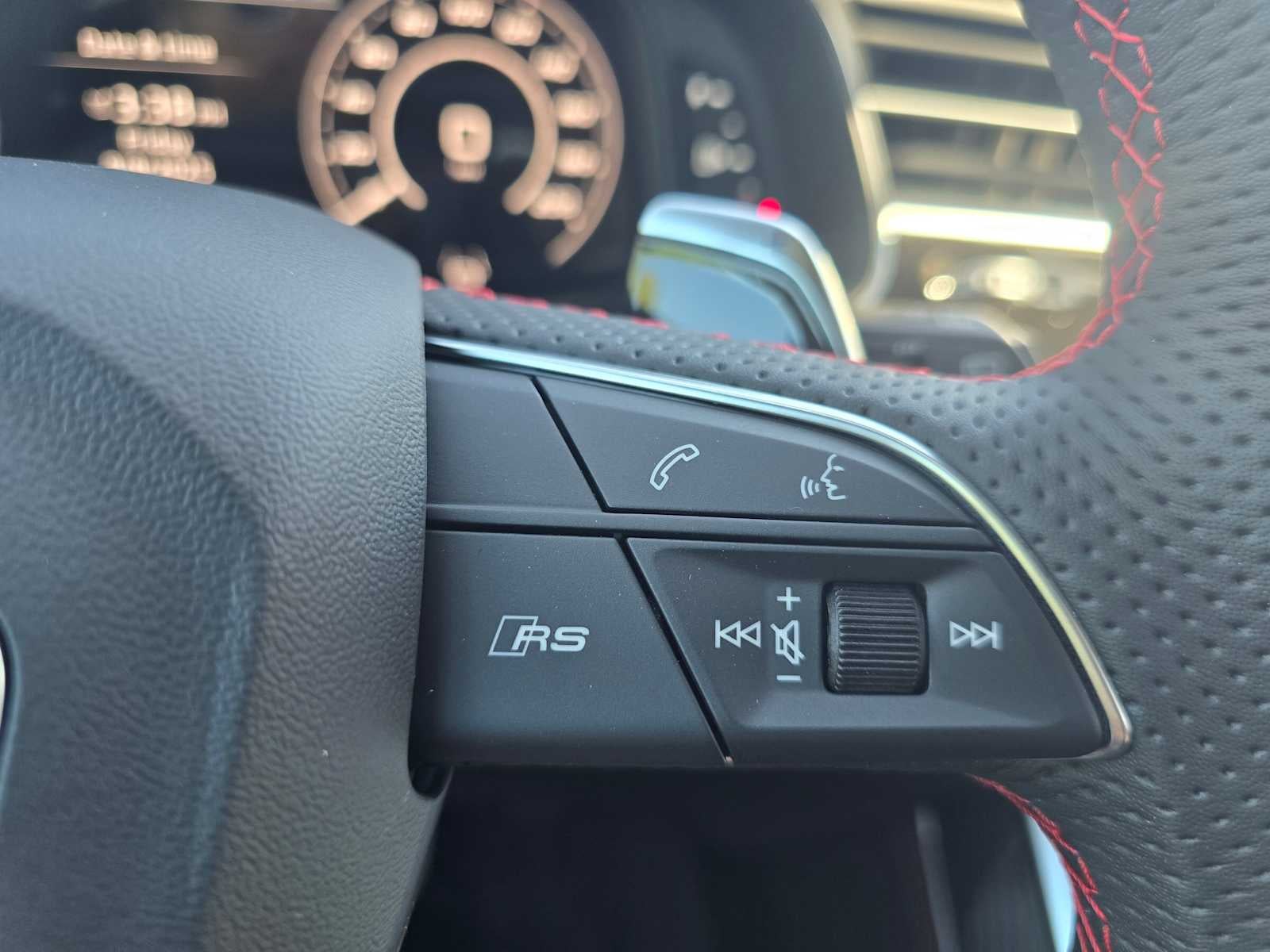 2025 Audi RS Q8 performance