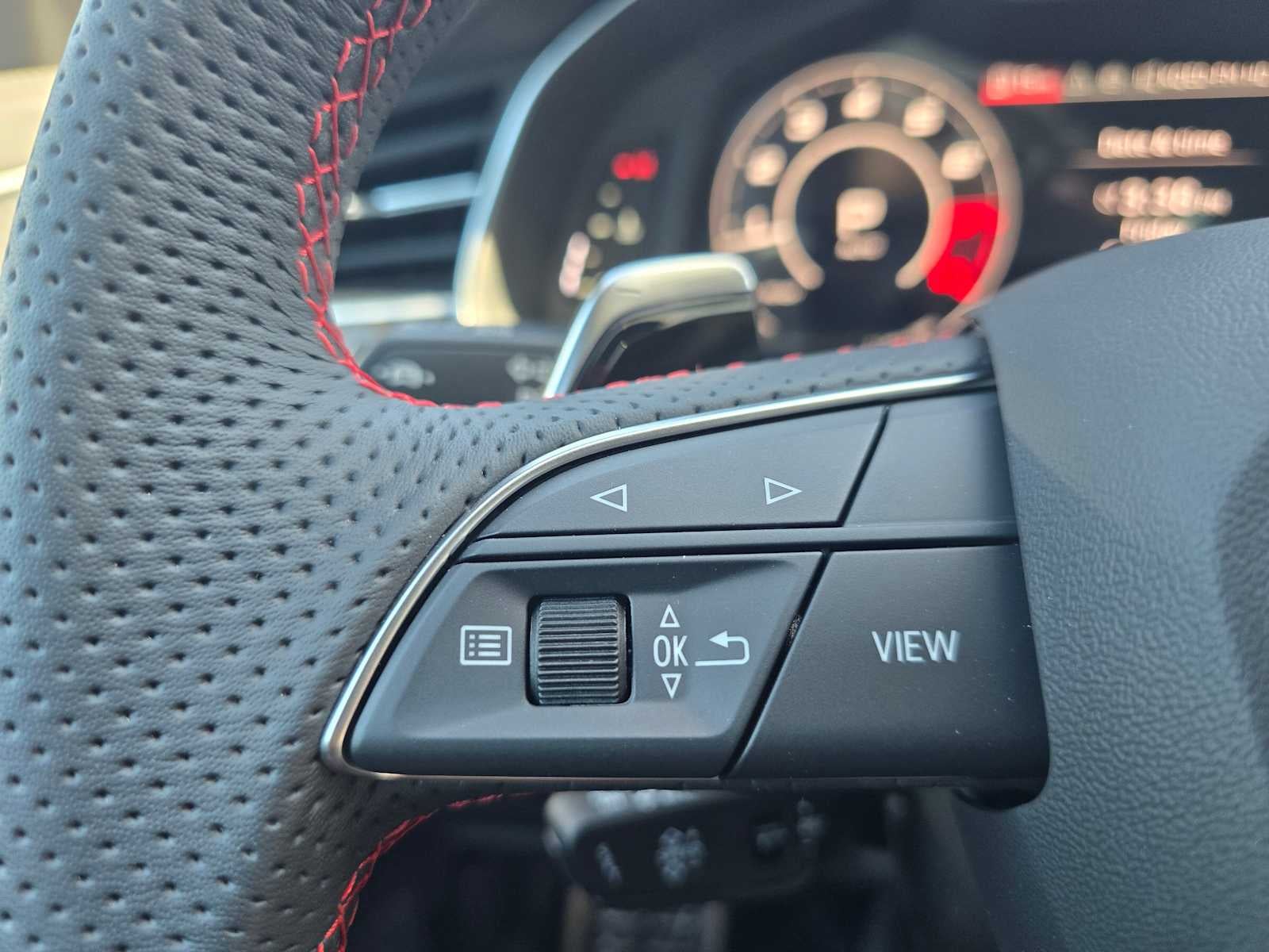 2025 Audi RS Q8 performance