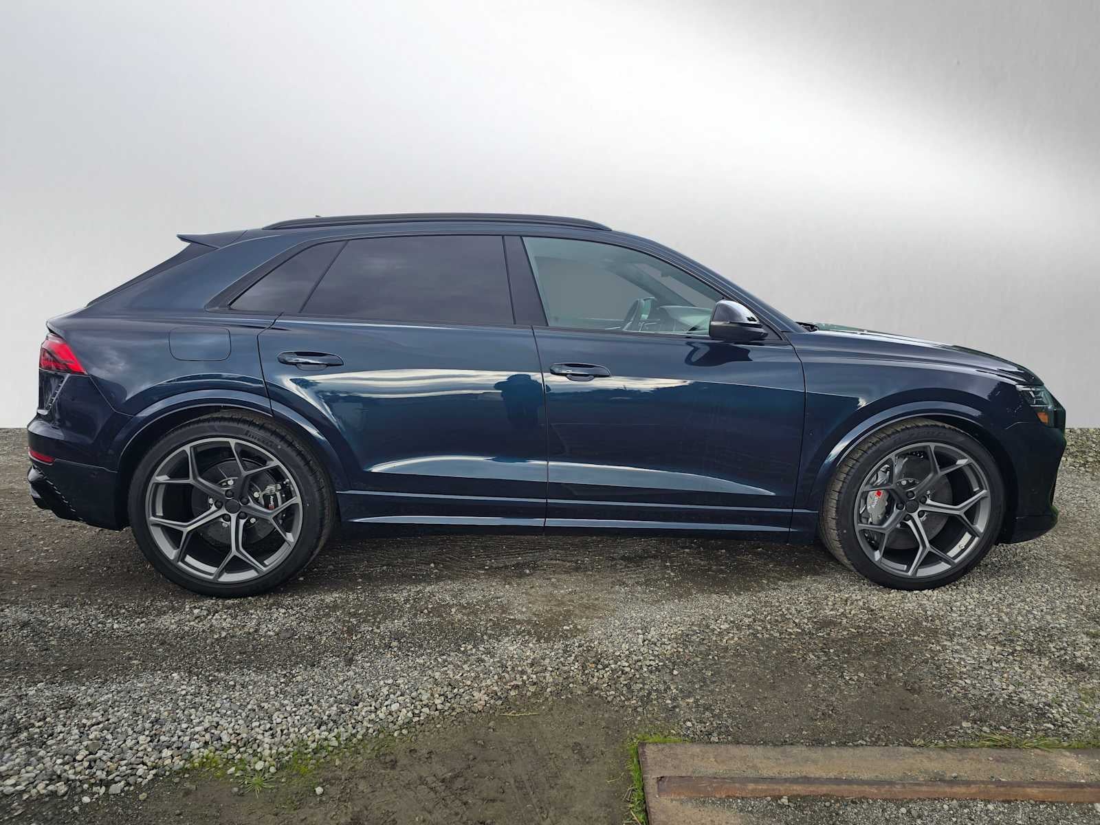 2026 Audi RS Q8 performance