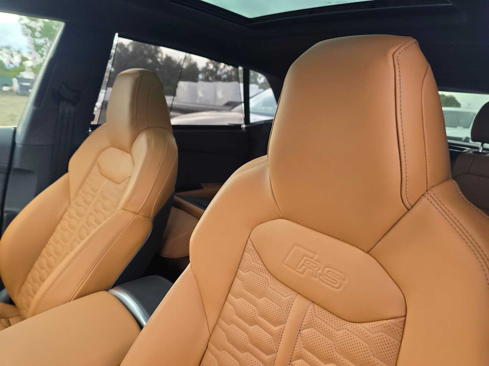 2026 Audi RS Q8 performance