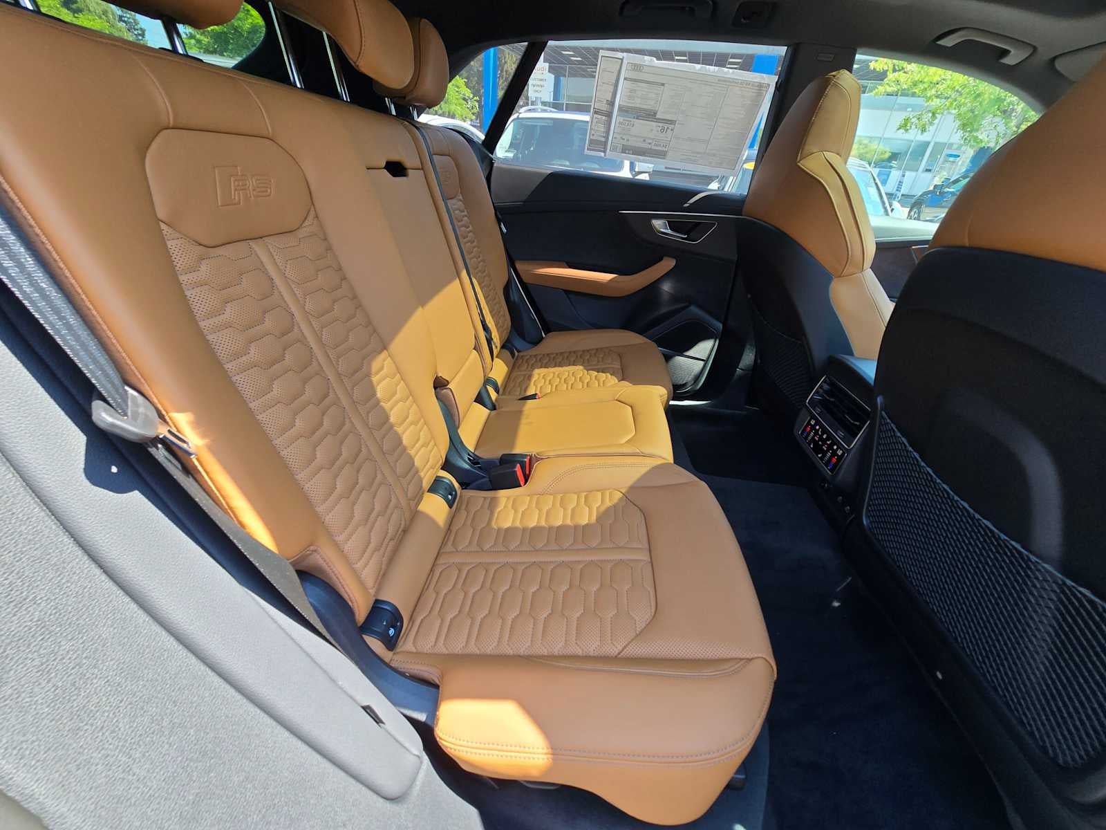 2025 Audi RS Q8 performance