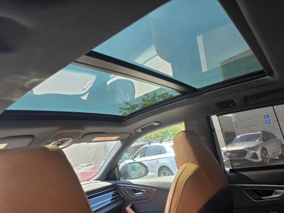 2025 Audi RS Q8 performance