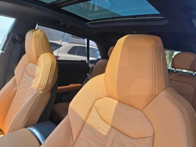 2025 Audi RS Q8 performance