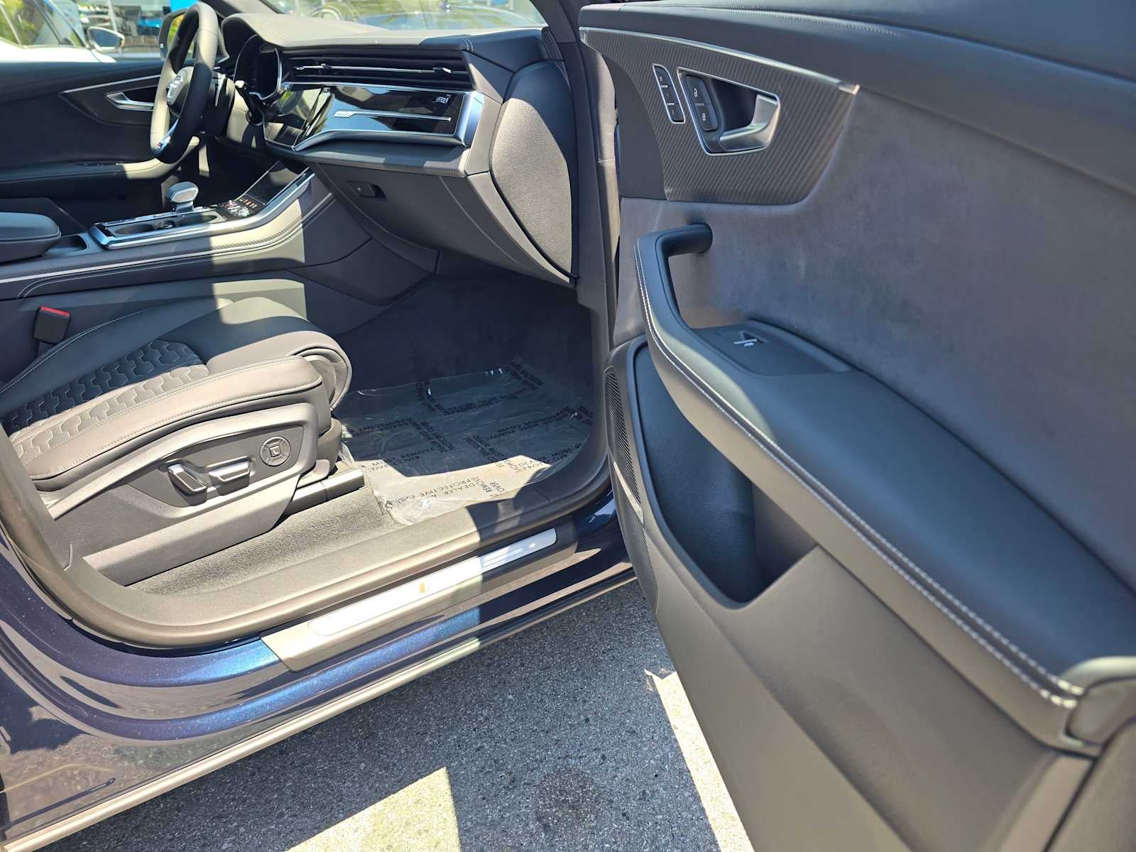 2025 Audi RS Q8 performance