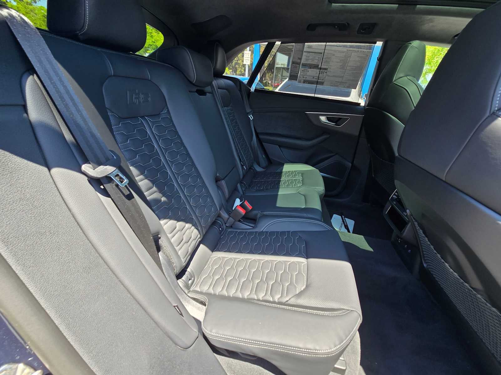 2025 Audi RS Q8 performance