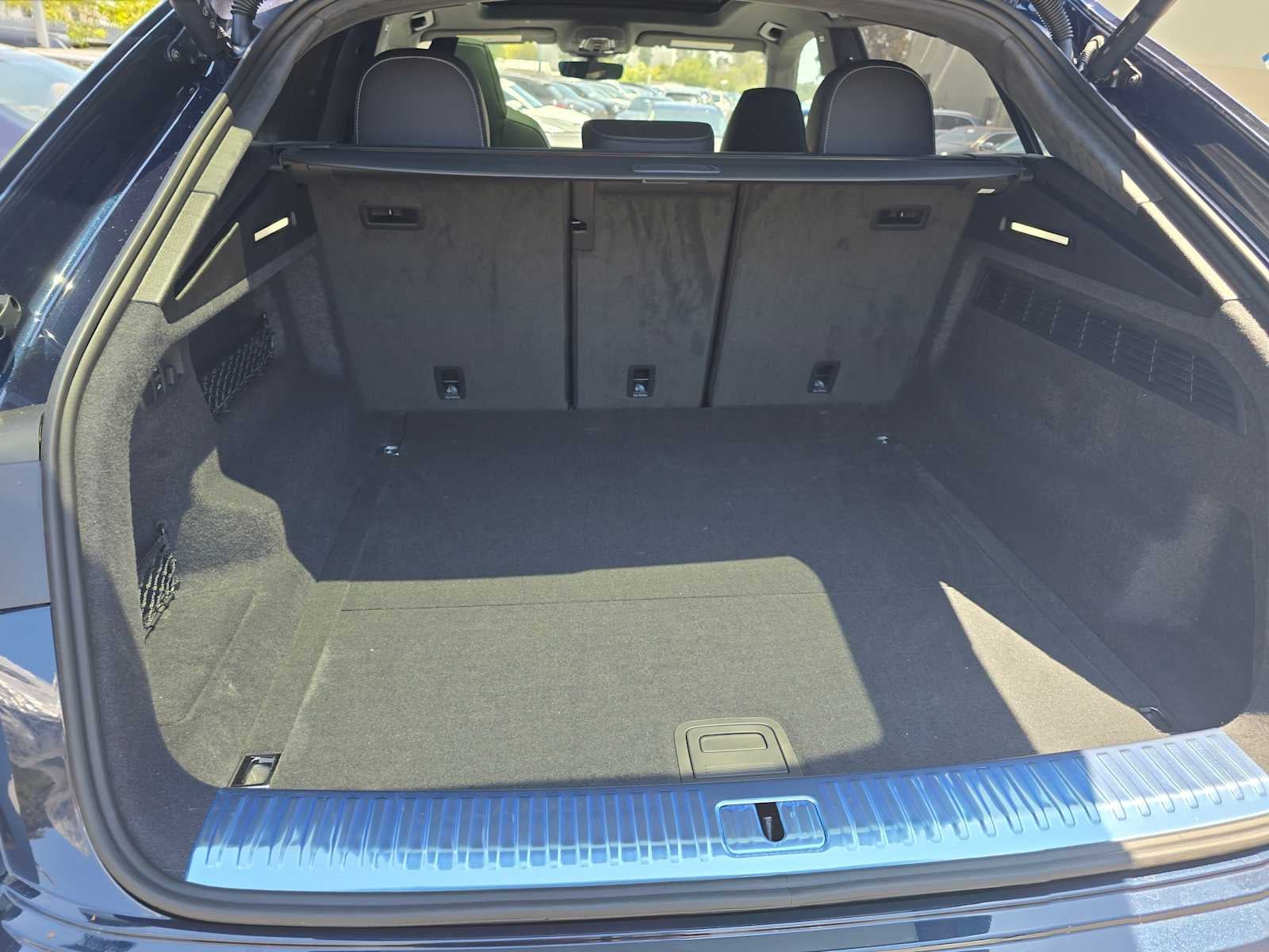 2025 Audi RS Q8 performance