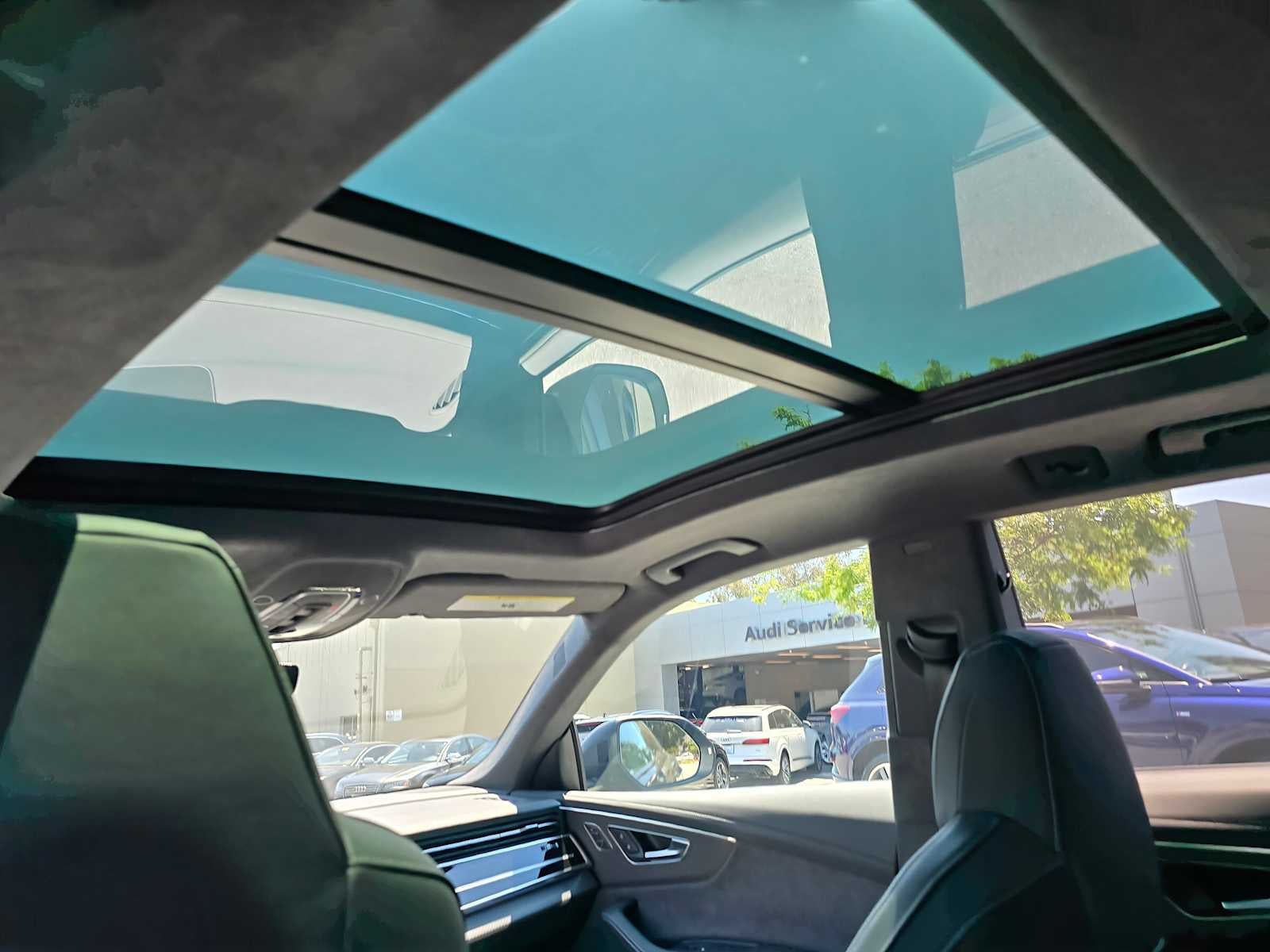 2025 Audi RS Q8 performance