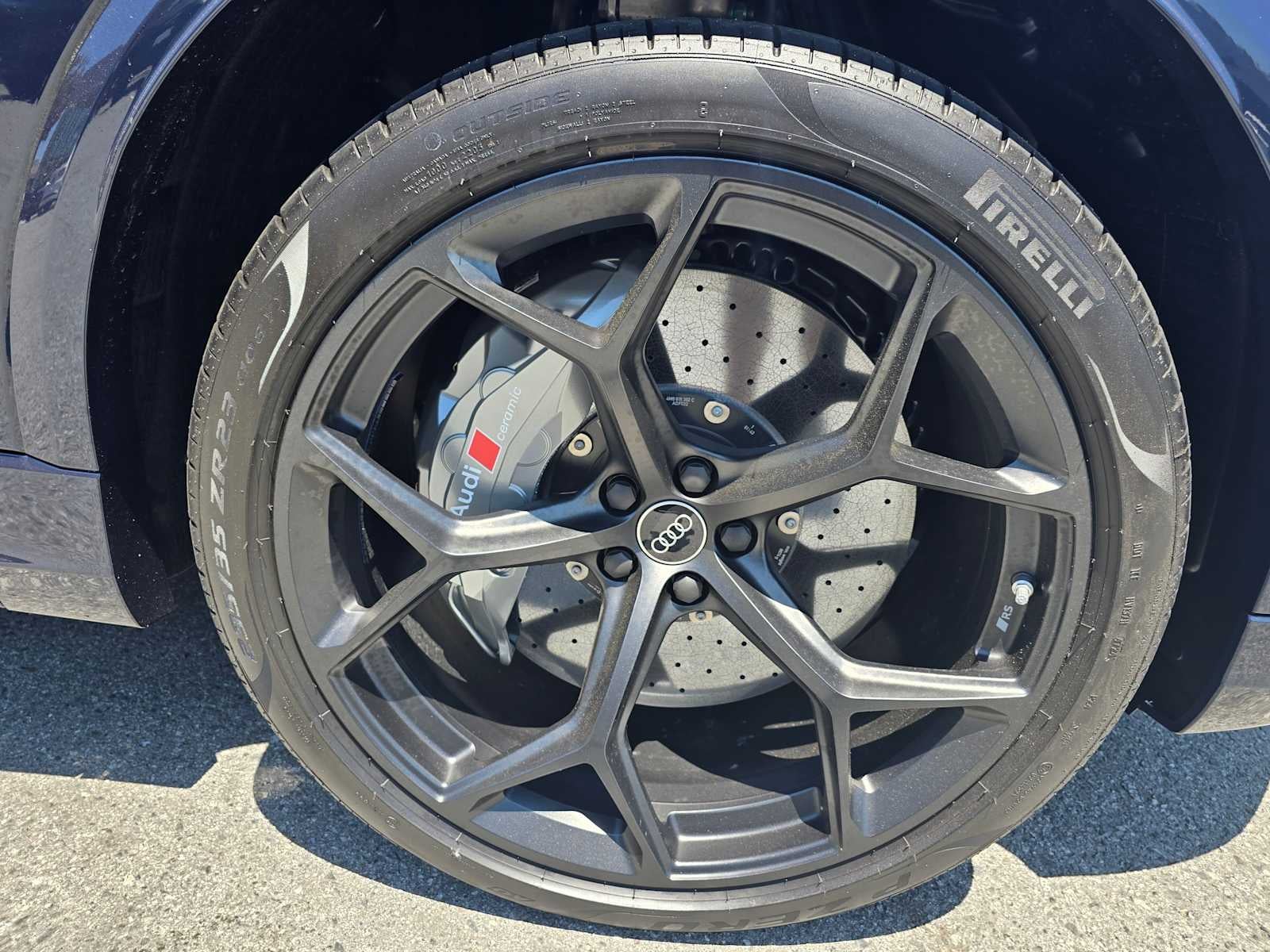 2025 Audi RS Q8 performance